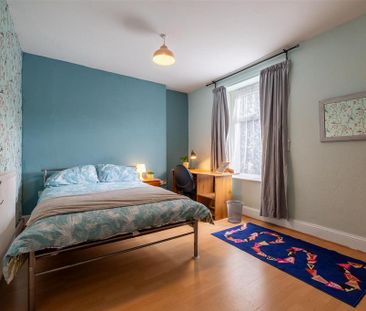 3 bedroom private hall to rent - Photo 5