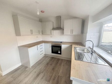 2 bed terraced house to rent in NE63 - Photo 3