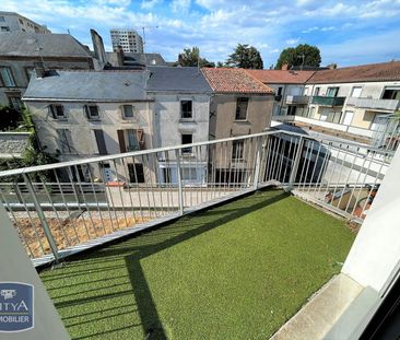 Location Appartement 2 pièces 40m² CHOLET 49300 - Photo 3