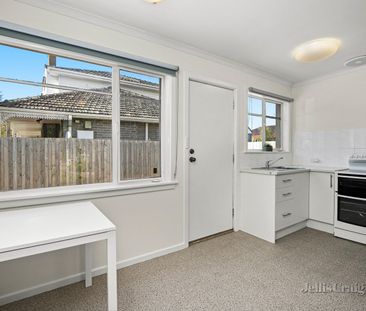 2/40 Chifley Avenue, Altona - Photo 3