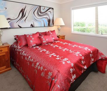 102 Luckens Road, West Harbour, Auckland - Photo 6