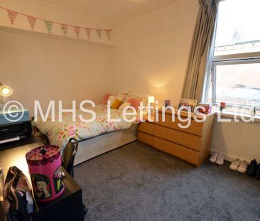 6 Bedroom Mid Terraced House for rent in Hessle Mount - Photo 3