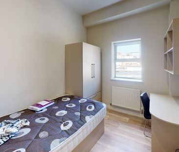 Student Properties to Let - Photo 2