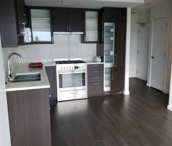 Apartment in Vancouver - Photo 2