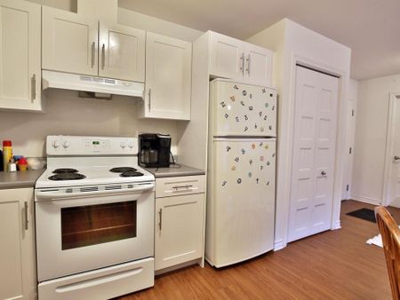 Appartement à louer - Montréal (Ahuntsic-Cartierville) (Ahuntsic Ouest) Appartement à louer - Montréal (Ahuntsic-Cartierville) (Ahuntsic Ouest) - Photo 5