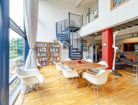 3 Bed Maisonette, Omega Works, E3 - Photo 5