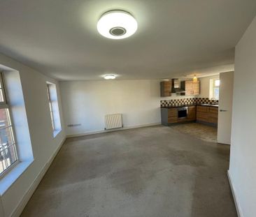 2 bedroom flat to rent - Photo 2