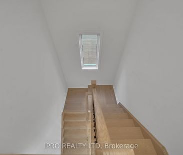 For Lease - 3950 Koenig Road, Burlington, Ontario - Photo 6