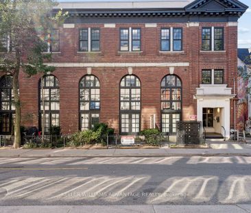 Movie House Lofts #201 - Photo 2