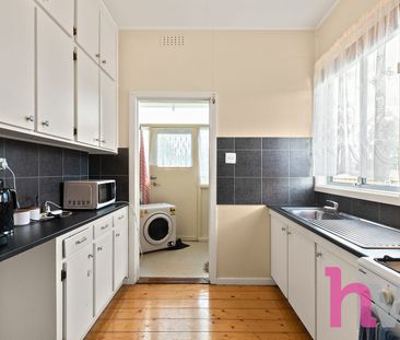 Charming & Well-Maintained Home with Huge Backyard - Photo 2