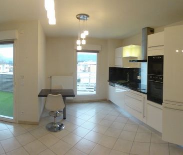 Location Appartement 2 pièces 40m² DOMENE 38420 - Photo 2