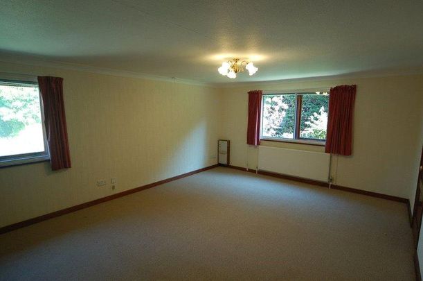 4 bedroom detached house to rent - Photo 1