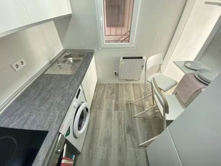 Calle del Topacio, Madrid, Community of Madrid 28021 - Foto 4