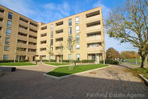 Dapple Court, Watford, WD18 - Photo 1