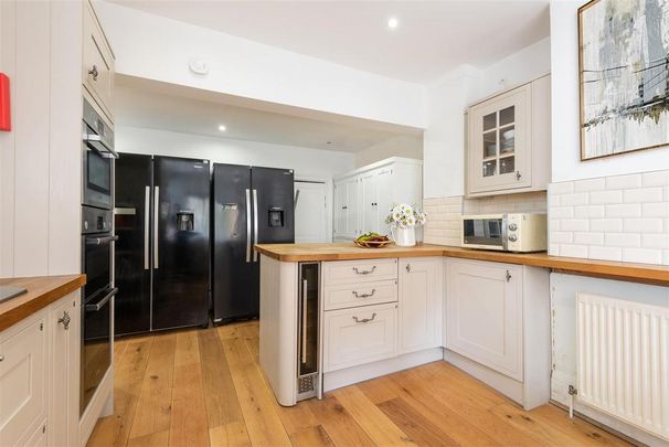 House share to rent - Photo 1