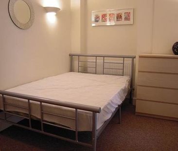 Furnished 2 Bed Flat*Stafford Street*£650pcm - Photo 2