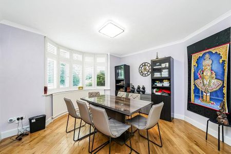 3 bedroom semi-detached house to rent - Photo 4