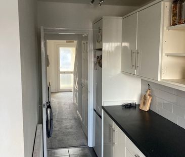 3 Bed Terraced House, Kelvin Avenue, CV2 - Photo 3