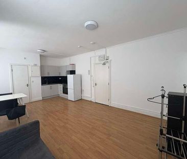 Burnside Road, Dagenham, RM8 - Photo 1