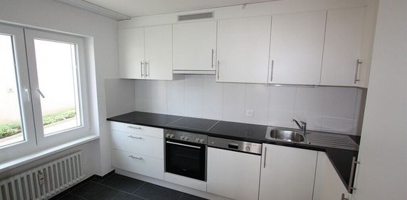 At the heart of Pratteln EXCLUSIVE - Photo 2