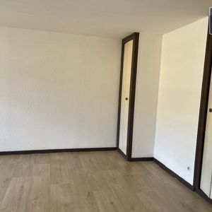 Location Appartement 2 pièces 45m² TOURNUS 71700 - Photo 3