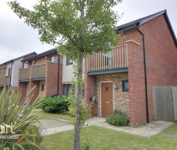 2 bedroom semi-detached house to rent - Photo 4