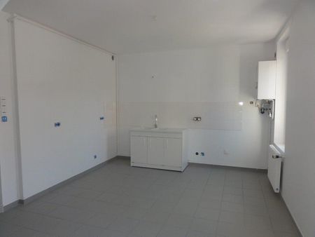 Location Appartement 2 pièces 43m² LE CREUSOT 71200 - Photo 2