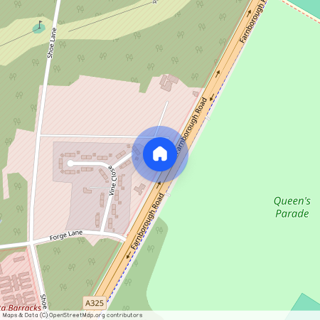 3 bedroom Semi-Detached House in Farnborough