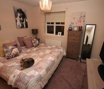 4 bedroom detached house to rent - Photo 5