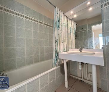 Location Appartement 3 pièces 66m² VILLEFRANCHE SUR SAONE 69400 - Photo 6