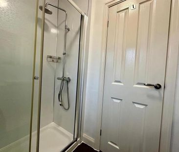 2 bedroom end of terrace house to rent - Photo 5