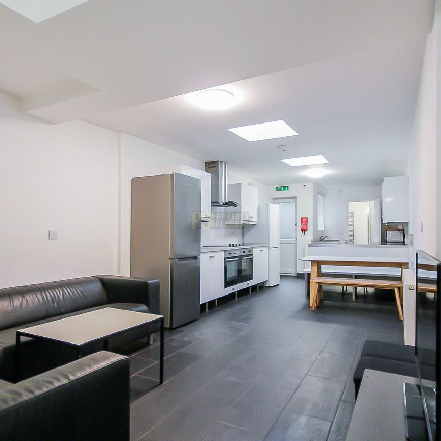 25 Croydon Road - Photo 1
