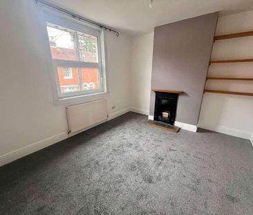 Madeline Road, Petersfield, Hampshire, GU31 - Photo 3