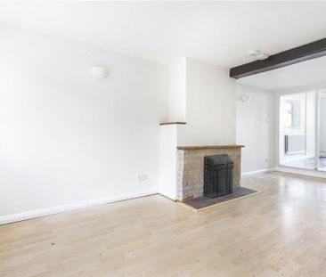 2 bedroom semi-detached house to rent - Photo 4