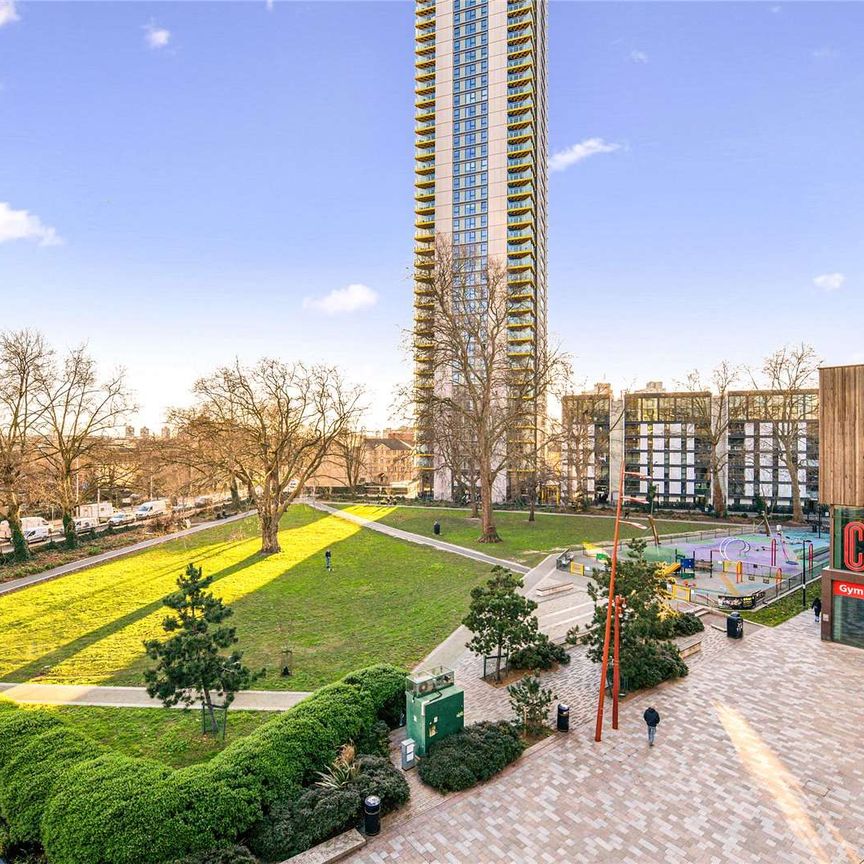 Two bed apartment close to Elephant & Castle underground. - Photo 1
