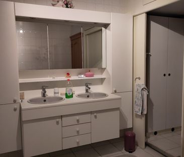 - Net gelijkvloers appartement met 2 slaapkamers. - Photo 4