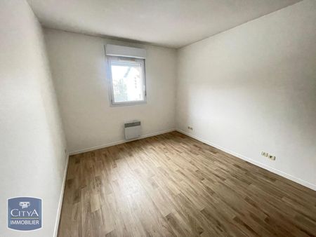 Location Appartement 3 pièces 55m² LONS 64140 - Photo 3