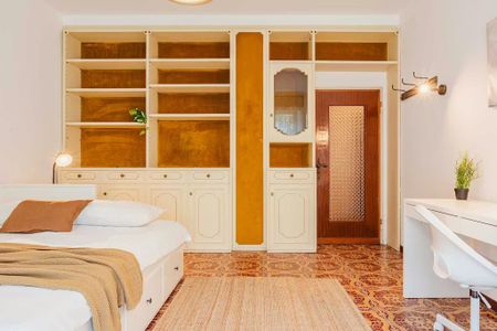 Via Zante, Milan, Lombardy 20138 - Photo 2