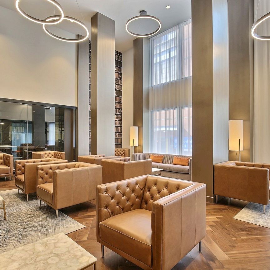 1188 Rue St Antoine O., Montréal (Ville-Marie), QC H3C - Photo 1