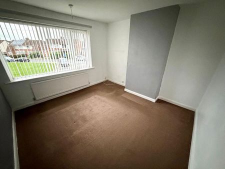 3 bedroom semi-detached house to rent - Photo 4