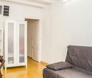 Carrer de Valldonzella, Barcelona, Catalonia 08001 - Photo 6