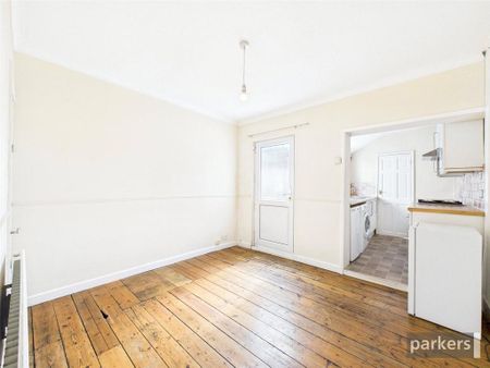 2 bedroom terraced house to rent - Photo 3