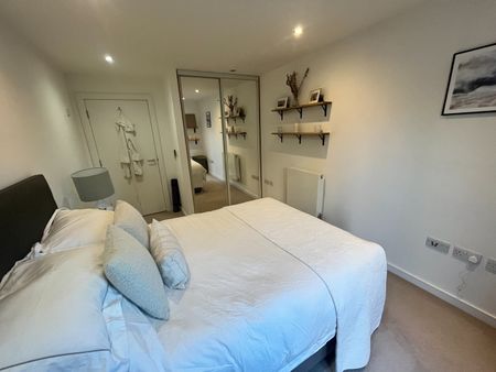 2 Bed Flat, Eythorne Road, SW9 - Photo 4