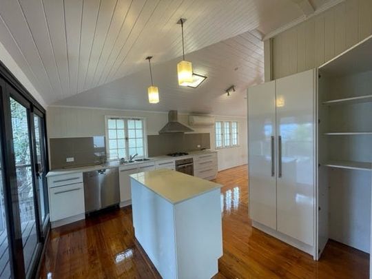 Contemporary 2 Bedroom Home Railway Estate Location - Photo 1