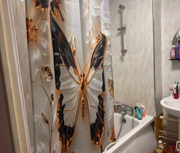 1 bedroom in a house share to rent - Photo 6