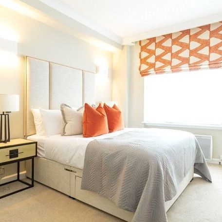 3 bedroom house with 1 reception and 1 bathroom in London, W1J - Photo 1