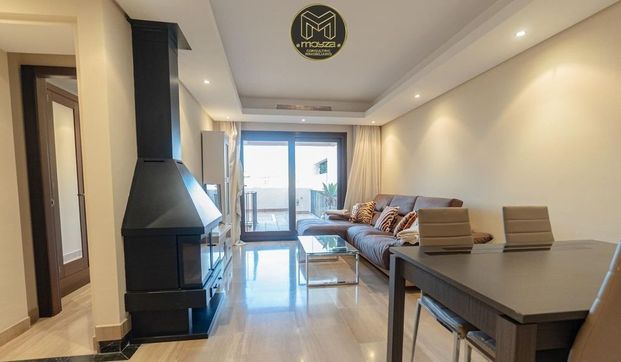 Luxury penthouse for rent in Estepona, Andalusia - Foto 1