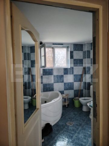 Casa in Sangeorgiu de Mures spre inchiriere - Fotografie 4