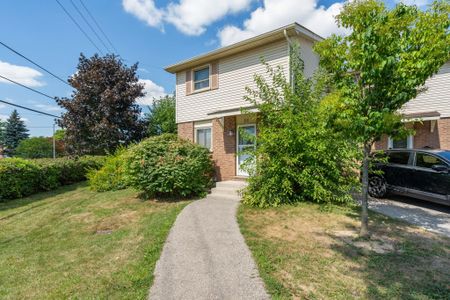 For Lease - 230 CLARKE Road, London East, Ontario - Photo 3