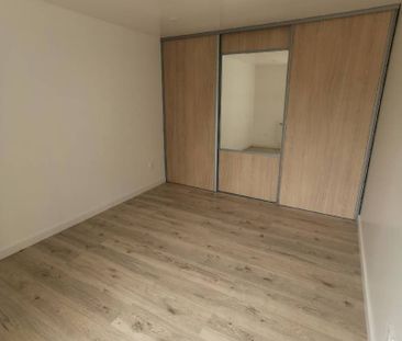 Location Appartement 3 pièces 54m² EQUEURDREVILLE HAINNEVILLE 50120 - Photo 2